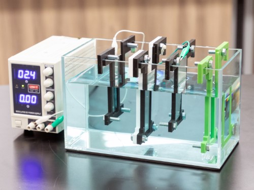 An eco-friendly electrochemical setup for water treatment