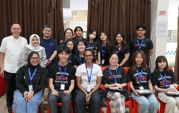 DOPT students volunteer at Neighbourhood Health Service