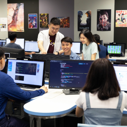 SOC-DAAA Students During a Practical Session