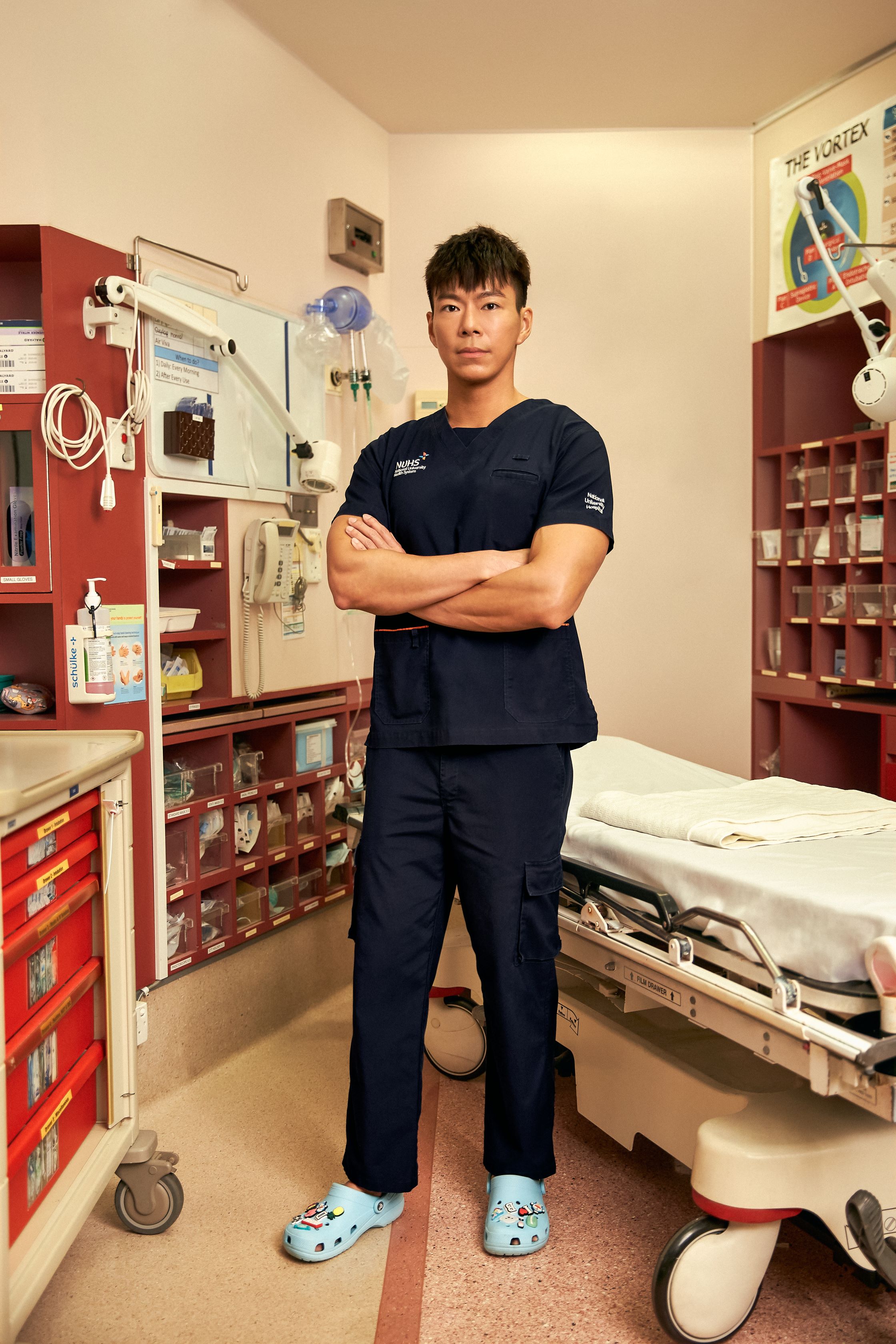 Dr Desmond Tan